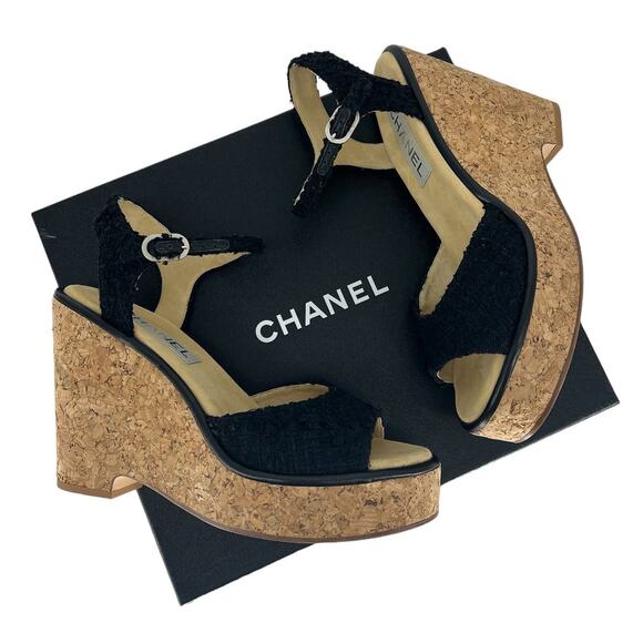 CHANEL Black and Gold Wedge Sandals - Picture 2 of 16